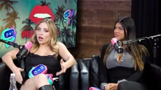 ANNA CLAIRE CLOUDS & HAYLEY DAVIES SHOW LIL DED JANET HOW TO EAT PUSSY