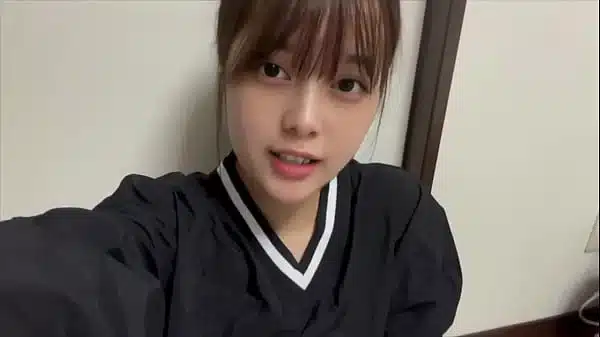 初めておちんちん挿れられて痛いって気持ちにならないように指入れオナニーして練習しなきゃ…