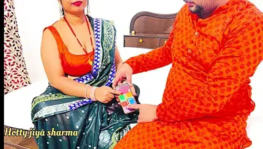 Sasur and bahu ke najayaz sambandh Sex video father-in-law fucked his Bahu When winning In Ludo Game alone in the room