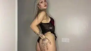 Sexy body with perfect ass in red underwear🥵