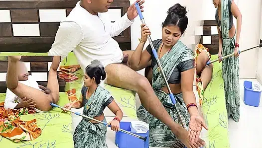 Komal’s landlord Bima was sleeping while wearing the lawsuits, so I mopped her ass and then he landed in my pussy in the hustle