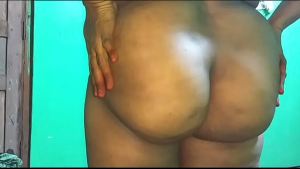 indian aunty vanitha ravei showing big boobs and pussy i want fuck long cock