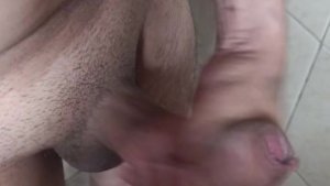 Me saco toda la leche en la ducha para mis seguidores