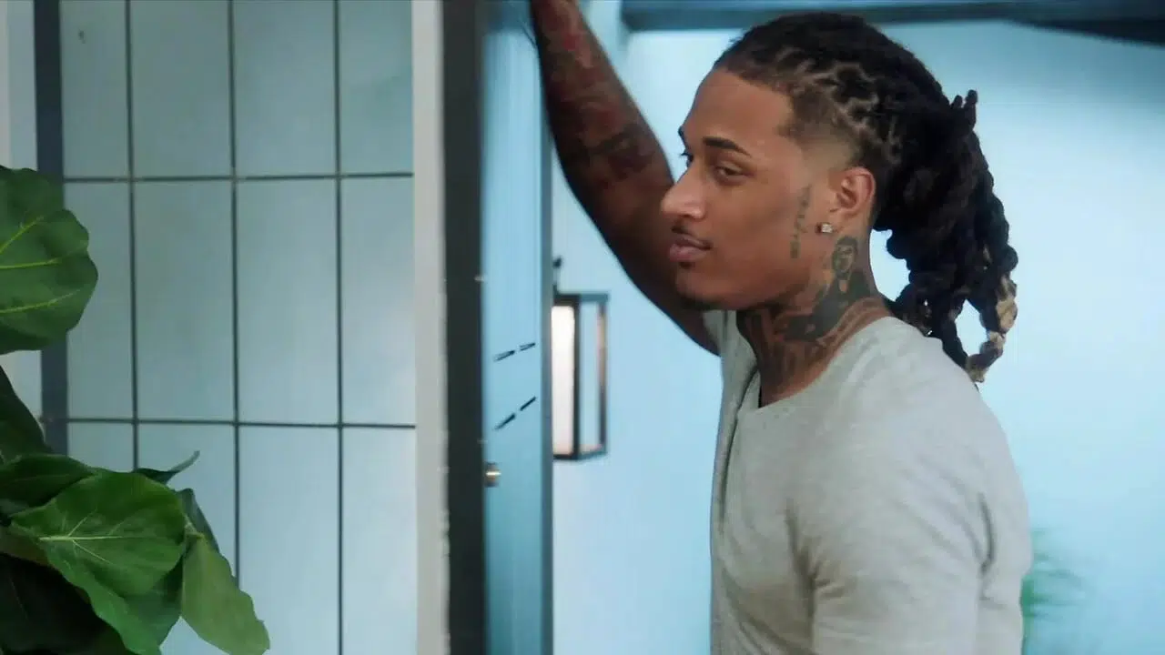 MILFY Curvy Mom Sophia Is Tempted By College Stud’s BBC