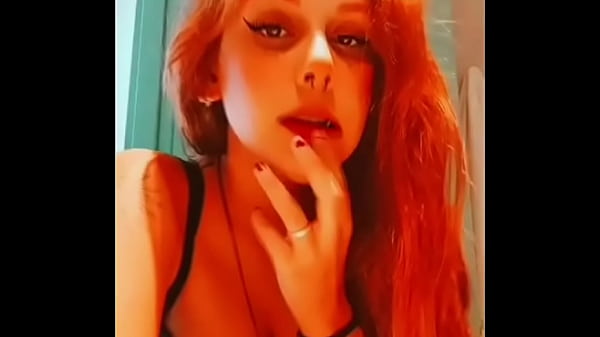 18 anos e 2 meses NUNCA TINHA DADO O CU, nunca tinha tomado leitinho, busquei ela no interior de SP, gozei na cara dela, botei ela no pornô e fodi o cu dela