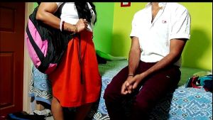 College girl fucks her classmate after class at oyo room sex video in hindi