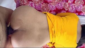 गांव के मुखिया ने मेरी योनि में संभोग किया (पंजाबी सेक्स वीडियो)