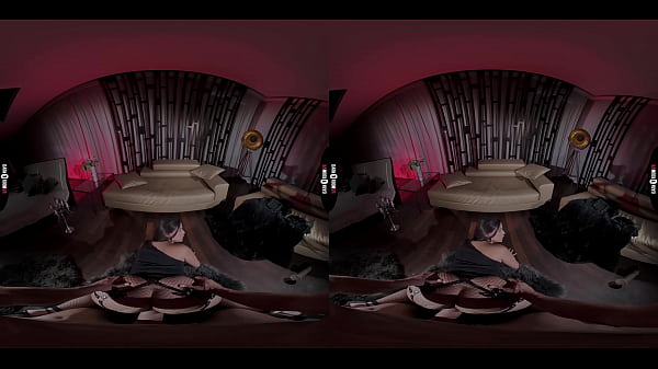 DARK ROOM VR – Ariana Van X And That Huge Dildo