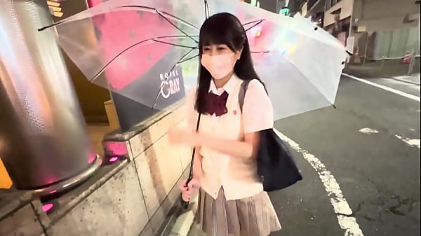 いつも一緒に下校している友達にバイトがあると嘘ついてやって来てくれました!あいりちゃんはマスクを取ってもちゃんと可愛かった…!それだけで高得点です。おまけに163cmの高身長で、おっぱいいっぱいFカップ。文句なしです。 https://x.gd/JIgKG
